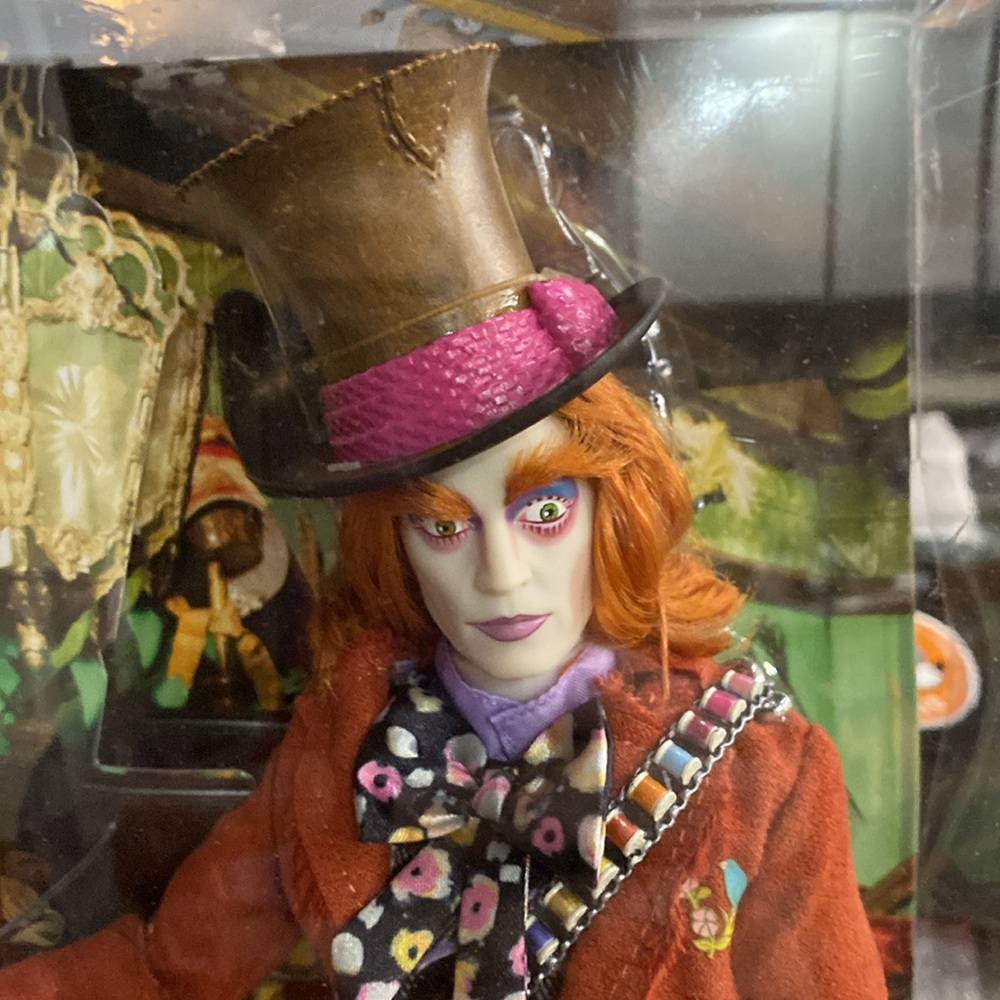 Mad Hatter - Picture 4 of 4
